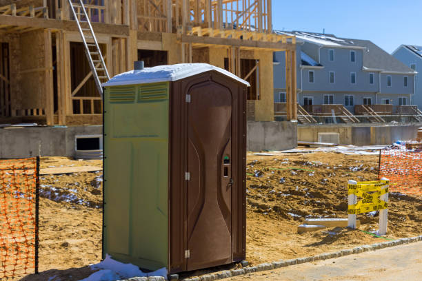 Portable Toilet Options We Offer in Lake St Croix Beach, MN